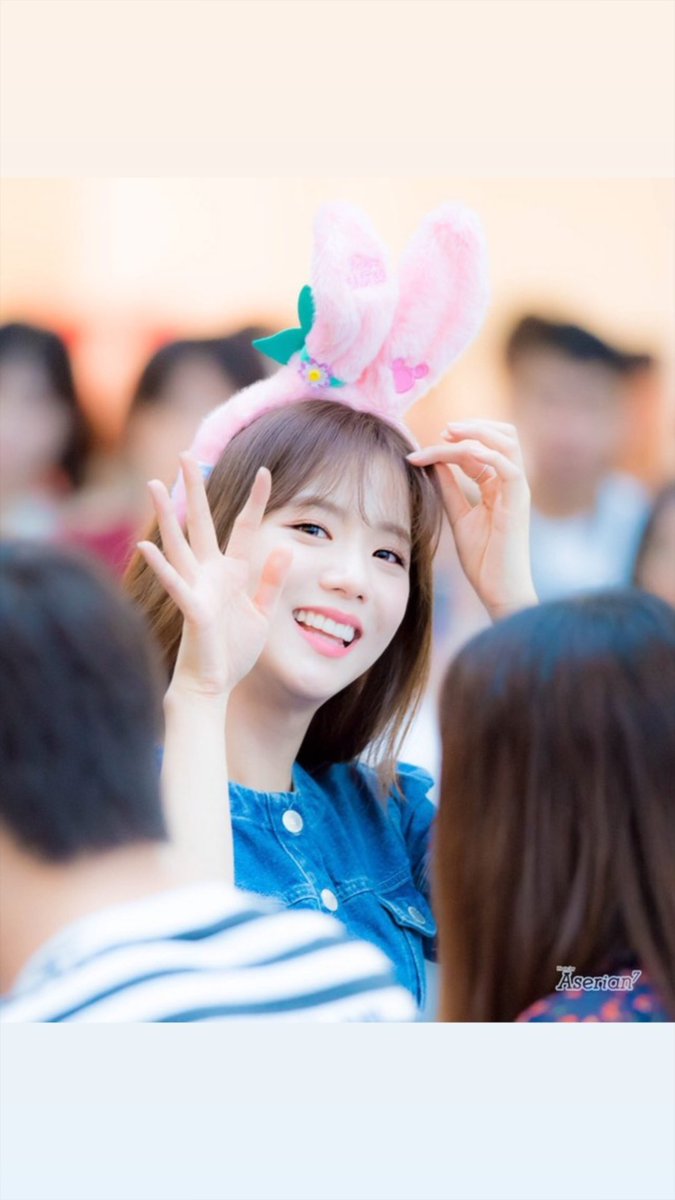 blxckjisoo's tweet photo. @BLINKmf @ygofficialblink #KCAMexico2018 #BLACKPINK @ygofficialblink https://t.co/QGaJItLrHp