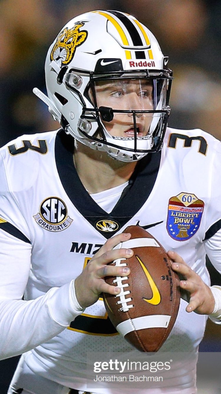 Helmet Stalker on Twitter "Broncos QB Drew Lock is using a Riddell