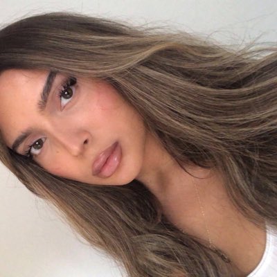 likklesims's tweet photo. #NewProfilePic https://t.co/tJyslOAxUT