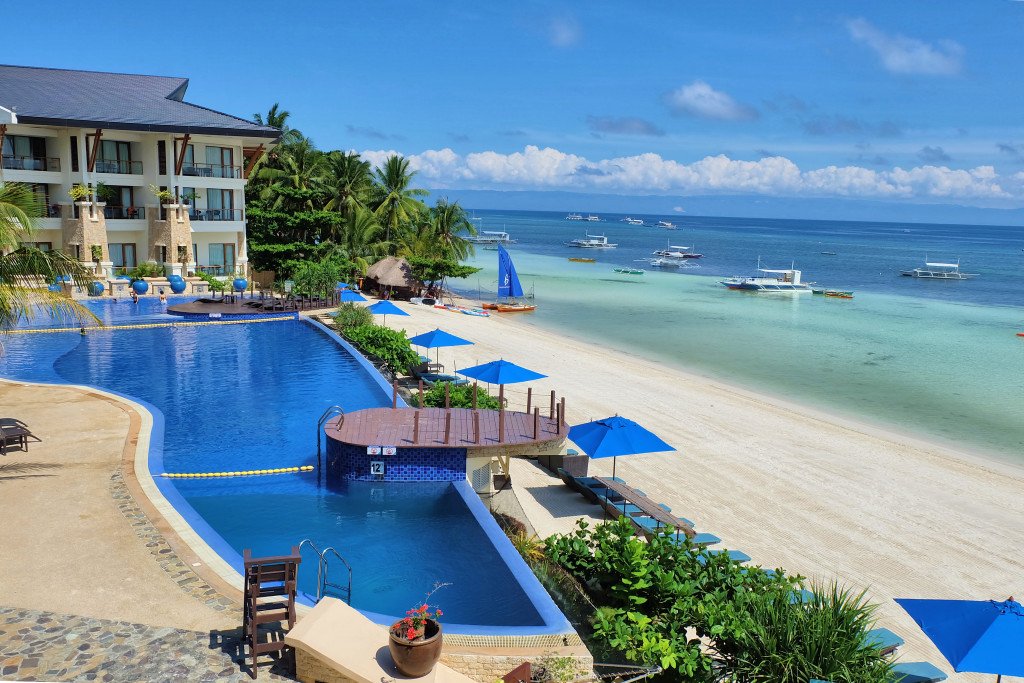 jlgeneroso's tweet photo. Exceptional Experience at The Bellevue Resort Panglao, Bohol https://t.co/sNJVDlXXrV https://t.co/D8zaHgftLC