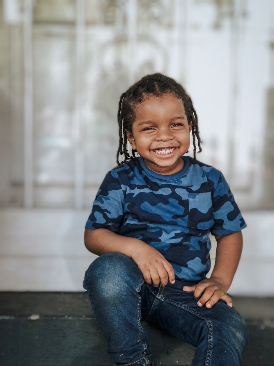 ItsWendyJB's tweet photo. It’s never too late to send good vibes and smiles on this #Sonday 😁

#ItsWendyJB
#theflatbushkidz
#brooklynmomblogger
#nycmomblogger https://t.co/jSClRbsQra