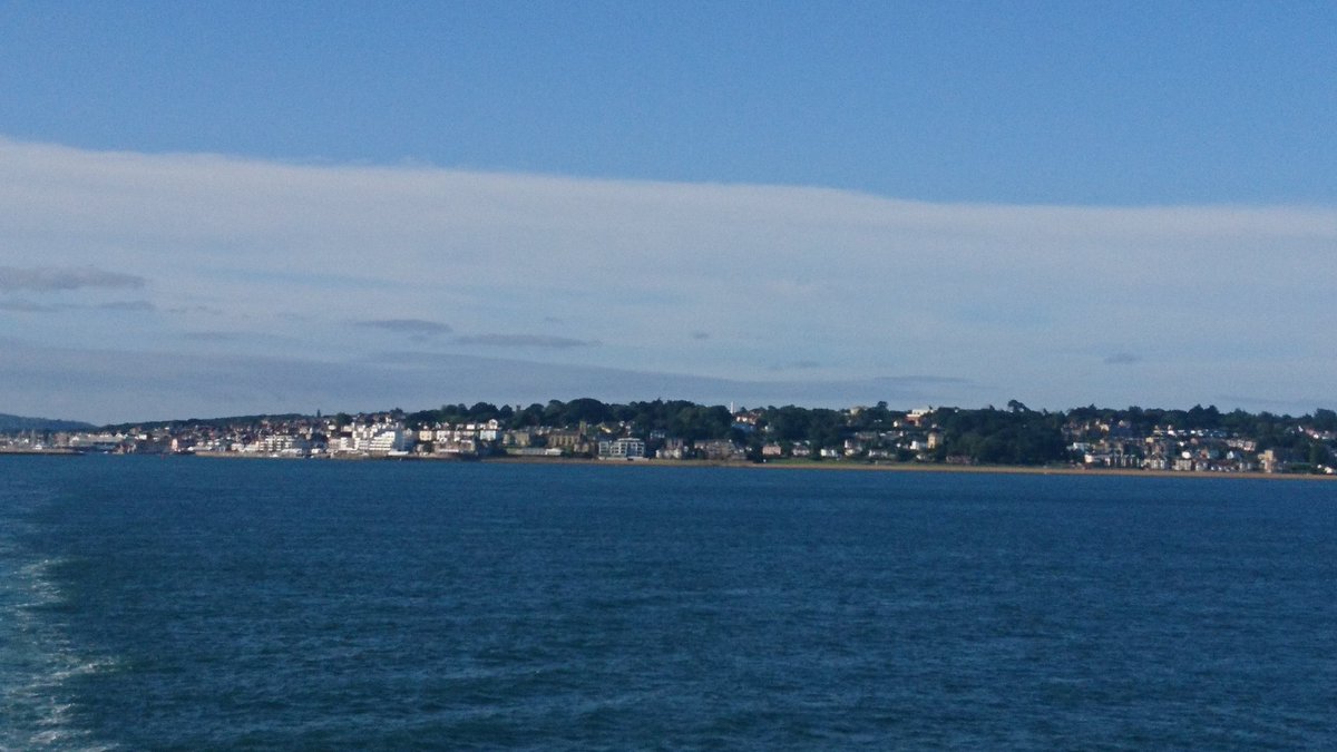 GibboJeremy's tweet photo. Great morning on the Isle of Wight. Lovely view, but not from the ferry home! https://t.co/yqPgMA8YXn