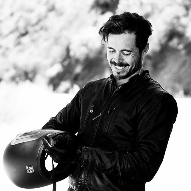 Sending hugs to heaven and @carlin_dunne’s family, friends and teammates. He was, and in my mind always will be, the fastest, top multi-moto talented and most kind, humble, genuine man I know... ・・・
#Repost @ducatiusa
・・・
Tragic accident at Pikes… ift.tt/2ROzudx