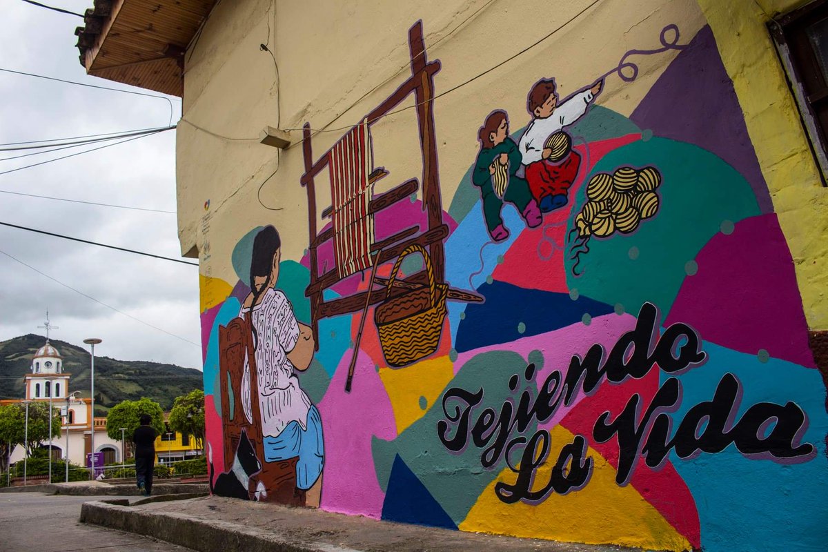 vlahebo's tweet photo. Estuvimos en #Providemcia #Nariño pintando en comunidad, dando continuidad a trabajo de fortalecimiento a #IniciativasSociales, en este caso a la #RecPro con la que hace año y medio articulamos acciones desde @dirculturanar @LibreNarino #CanvasDelSur @LPoligrafico @gobnarino https://t.co/vZmIFkDl02