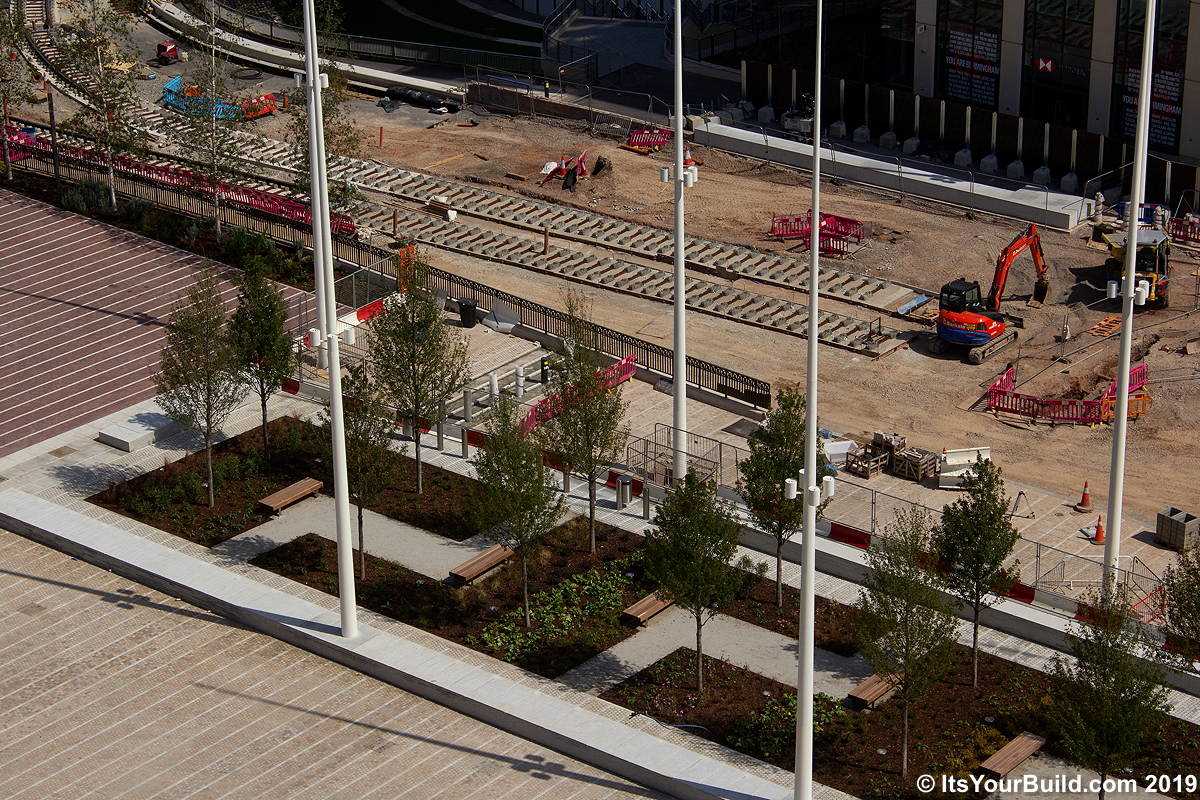 BuildsWeAre's tweet image. ... ItsYourBuild.com/post/1800 for a wonderful gallery and article ahead of this week&apos;s official opening of Centenary Square in Birmingham. #ConstructionwithCommunity #BirminghamPassion #BirminghamWeAre #ItsyourBuild