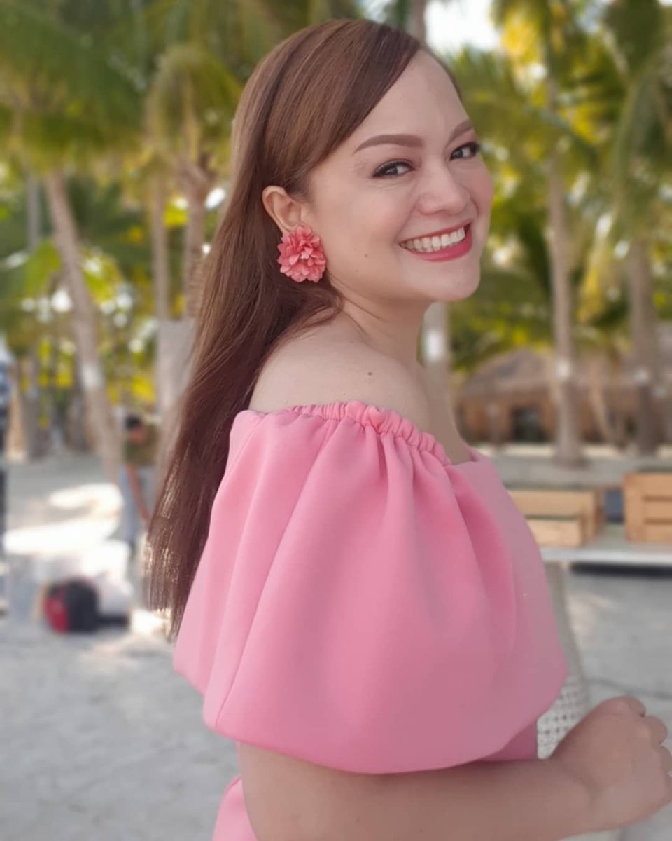 DJJackyG's tweet photo. #HassanNaSiCandy ❤
#WeddingWishes  #SouthPalmsResort #bluegrassprojectph #lolalilias #supersevenstudio #centerstage #josephgara #jvl #djjackyg #eventshost #boholeventhost #cebueventhost #destinationweddings #beachweddings #boholweddingemcee #cebuweddingemcee #eventemcee https://t.co/OUOs1Iy7RB