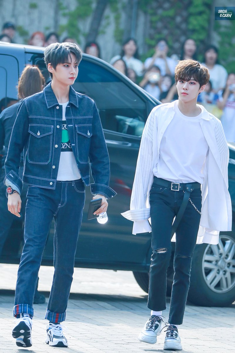 SPK_OCEAN0608's tweet photo. 190630 컨셉평가 출근

#이진혁 #진혁 #김우석 #우석 #프로듀스X101 #프로듀스_X_101 #LEEJINHYUK #JINHYUK #KIMWOOSEOK #WOOSEOK  #PRODUCEX101 #PRODUCE_X_101 https://t.co/f4W2PSpdKH