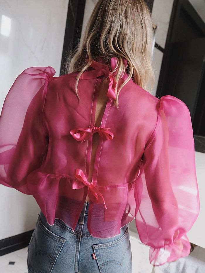 WhoWhatWearUK's tweet photo. The ultimate “nice top” is trending and I can’t get enough of it: https://t.co/Oh7j0iZN86 https://t.co/uwREZ0vTAN
