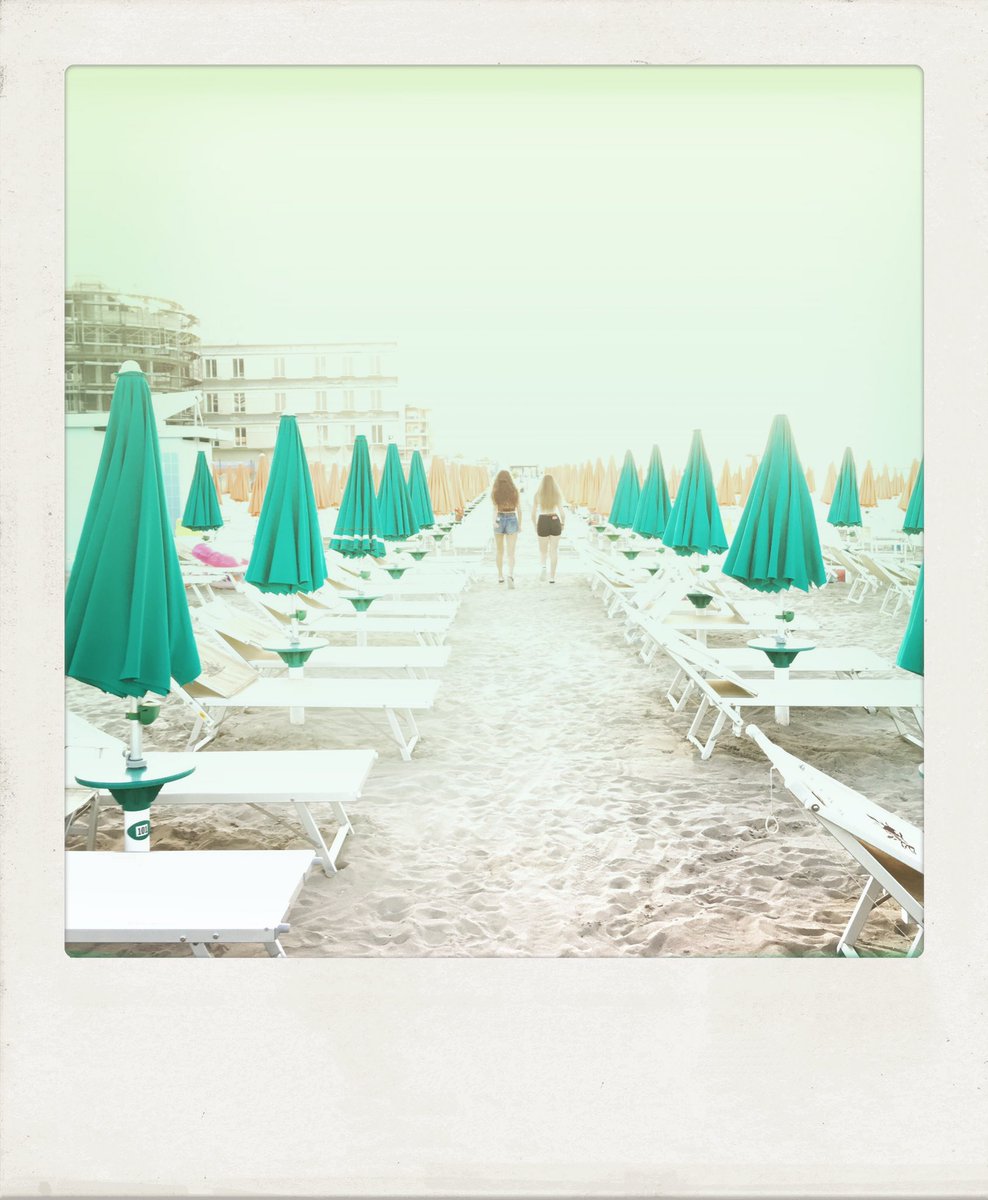 lomotics's tweet photo. Viaggio in Romagna 4 - Cesenatico 2019
#appuntivisivi #huffpostgram #huffpostitagram #polamatic #polaroid #instant #instantphoto #instantphotography #polaweek #fujifilm #fujisquare #fujiinstax #cesenatico #viaggioinromagna #emiliaromagna #spiaggia #mare #instalabapp https://t.co/7NnlJD3YJr