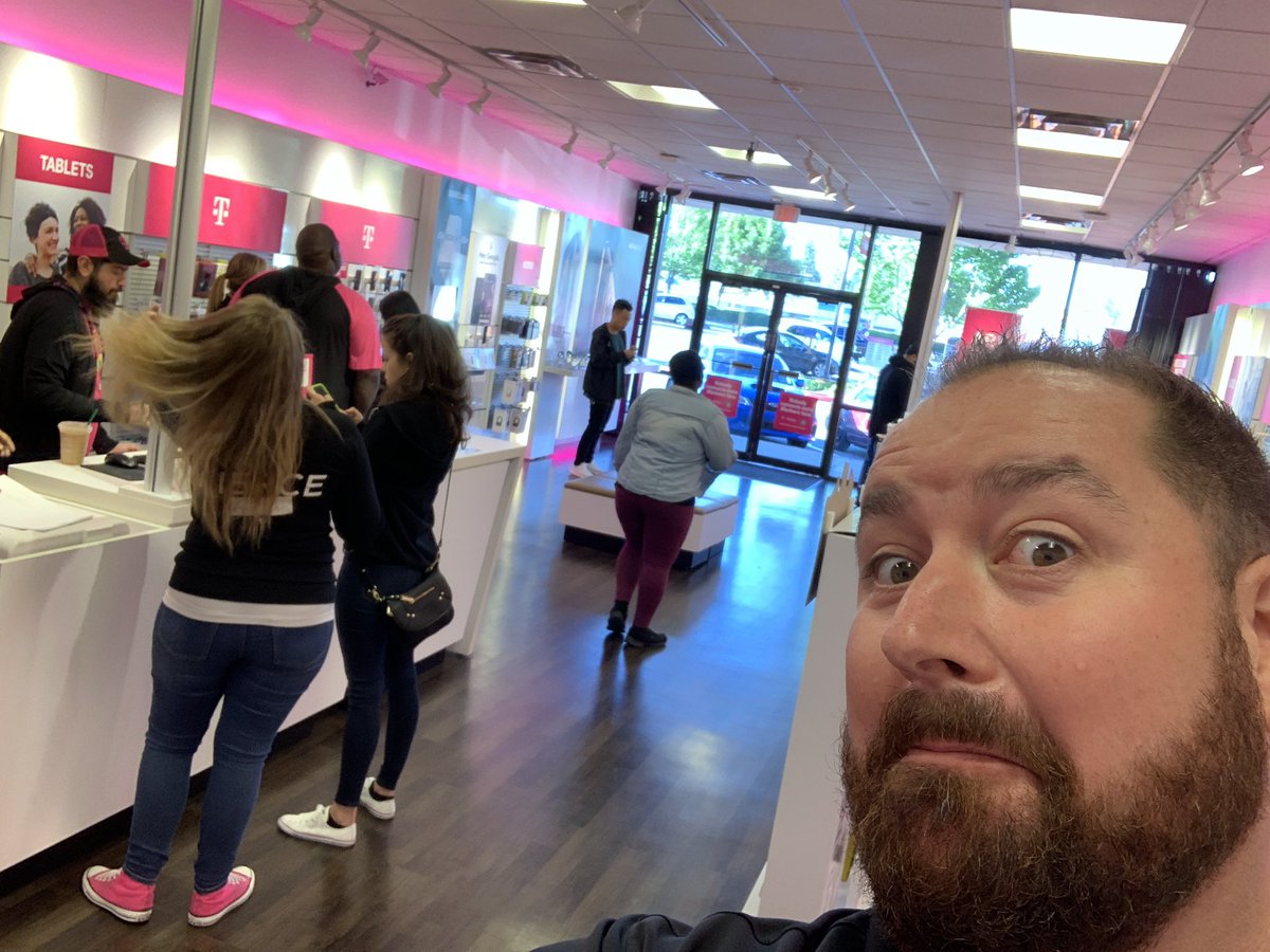 Bmcalis's tweet photo. Another great day spent with the #PNWV teams! #BIC #YearOfYou #APlayer. Congrats @BrienHouston1  for winning our coveted #VisionValuesAward!! @FirestoneJosh @SByrneDoyle @thatsammori https://t.co/tcqN617ct2