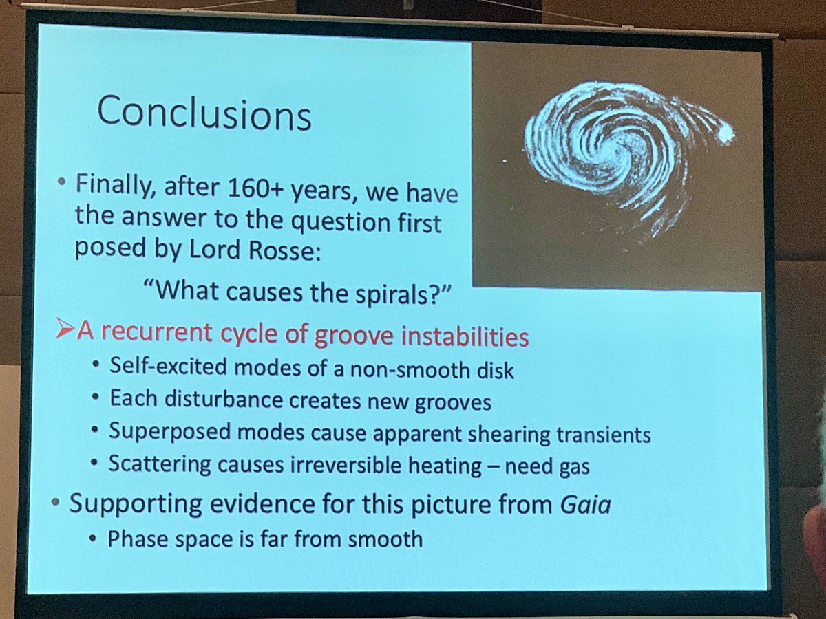 What causes spirals in galaxies? Jerry Sellwood at #iaus353 shows that perturbations (e.g. a cycle of “grooves” in the center) is required to form spiral arms - smooth disks don’t work. The bar in the center of the galaxy also can’t fully explain the spirals. #galacticdynamics
