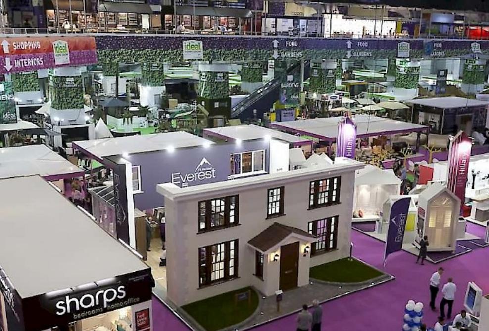 Your #Stand is the first thing your visitors see of you in an #Exhibition, but it’s your overall #Appearance that’s most important to attracting those key #Customers. 
See How To Successfully Manage Your Exhibition Stand @ buff.ly/2IVNAqP
#SDDisplays #ExhibitionStands