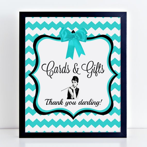 KawaiiHugz's tweet photo. Planning a #Bridal Shower? Custom lip balm makes the perfect addition to your favor bags! Personalization is free. https://t.co/kHnHMXjuxr
#bacheloretteparty #hangoverkit #bridalshower #partyplanning #ohshitkit #bride #bridetobe #bridal #bridesmaids #maidofhonor https://t.co/weliIOXswG