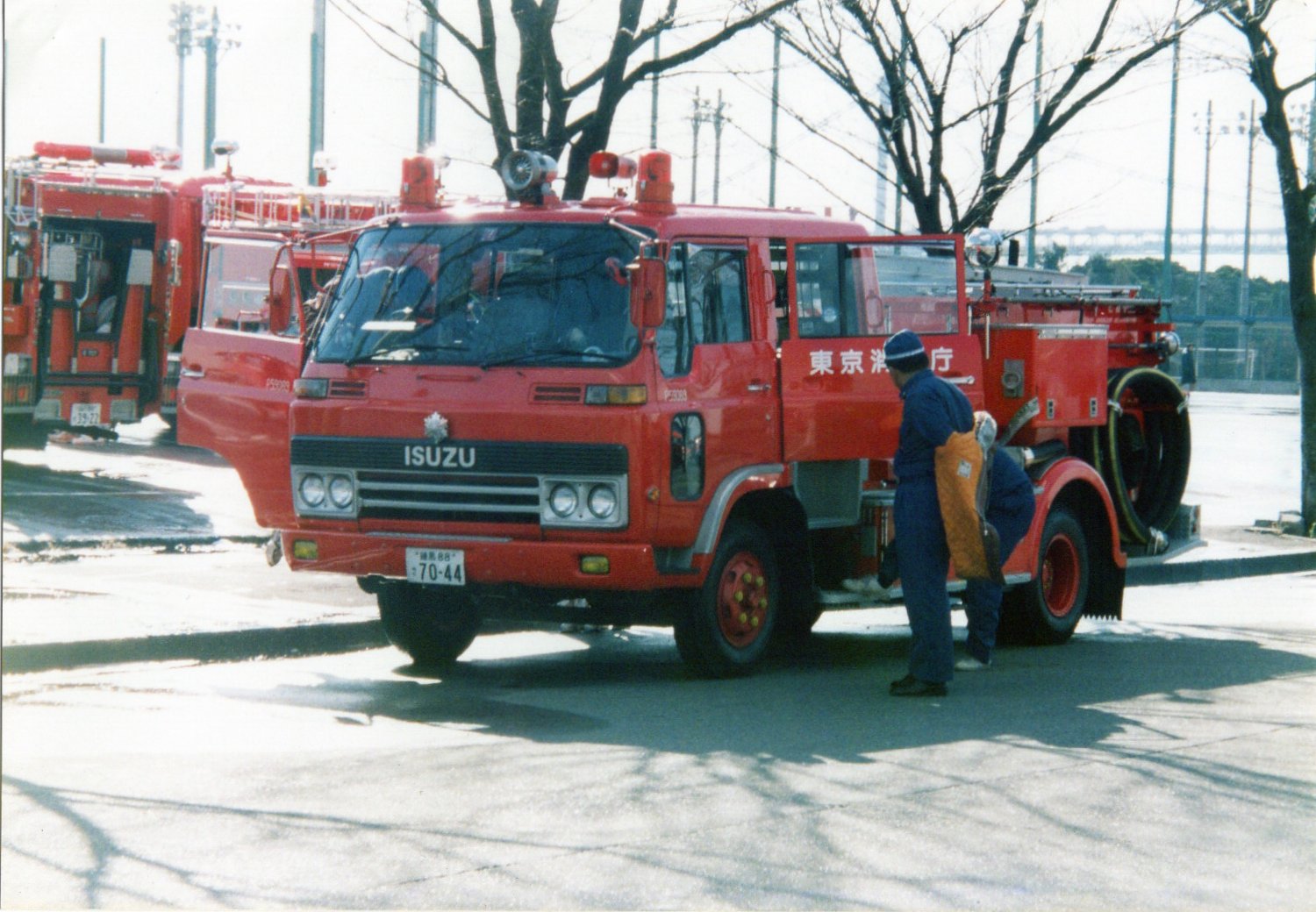 昔のポンプ車 sddefault.jpg