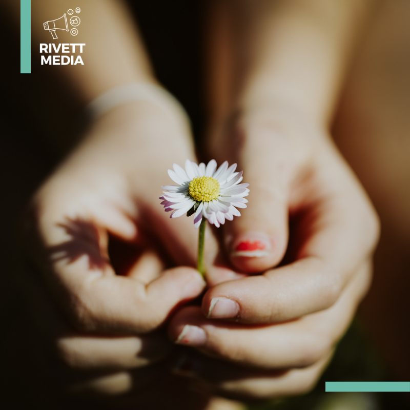 RivettMedia's tweet photo. The best way to find yourself is to lose yourself in the service of others. ⁣⁣
- Mahatma Gandhi⁣⁣
⁣⁣
Let’s ask ourselves: What good shall I do today? ☀️😊⁣⁣
⁣⁣
#help #kindness #good #eventmanagers #brandevents #londonbased #eventdesign #customerlove #rivettmedia https://t.co/kGyu3KakgQ