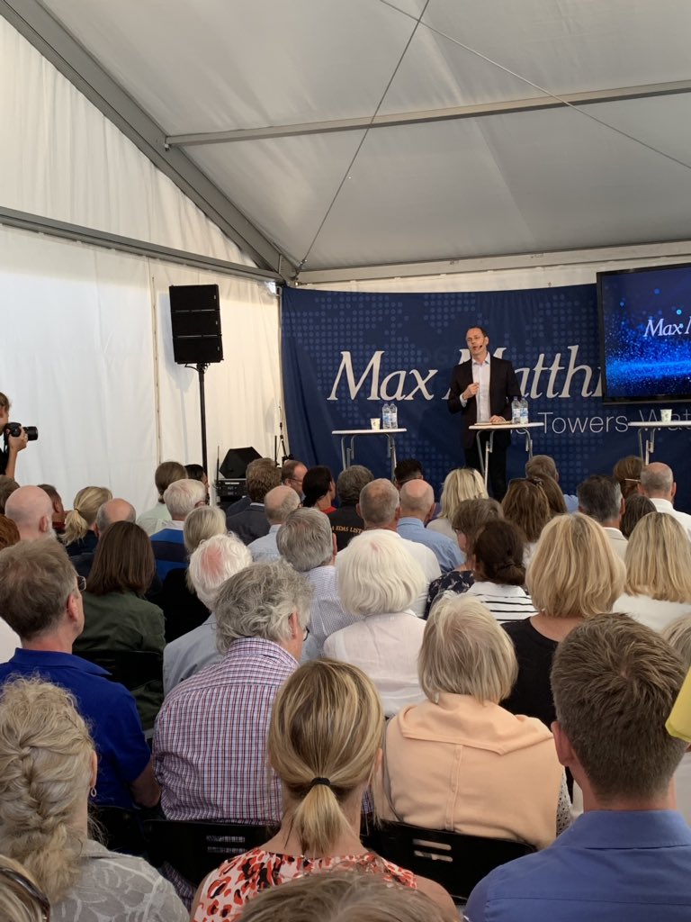 Alm9955's tweet photo. Omvärldsanalys med Anders Borg  drar igång andra dagen! #almedalen https://t.co/MVK3NzJVY6