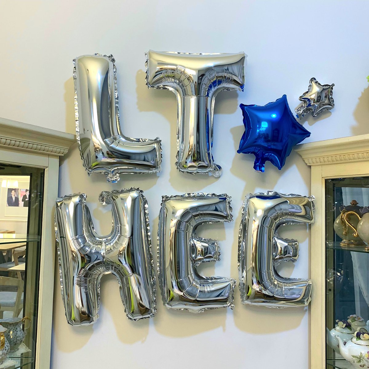 🌟
전시회에서 전달해주신 이특 생일 선물은 모두 이특님께 안전하게 전달되었습니다💙 감사합니다👍