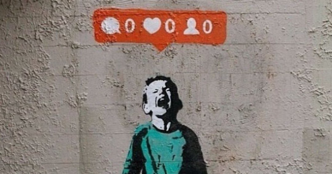 redHOTarts's tweet photo. Showcasing Your Art As a Professional Business is a free, four-part workshop with Barbara Clifford starting tomorrow, 1pm-3pm, and continuing each Tuesday at 67 Bath Street. Full details and registration on our website workshops tab 🔥Image: Banksy #RedHotArts #67BathSt #Banksy https://t.co/ep7LxkbmQo