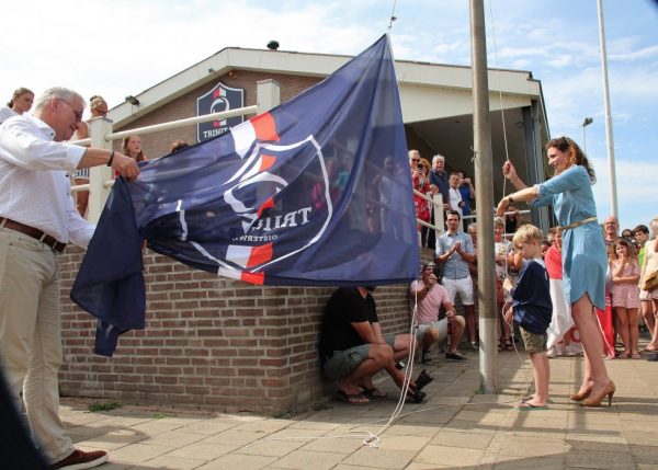 Oisterwijknews's tweet photo. Fusie voetbalclubs tot Trinitas Oisterwijk is een feit https://t.co/XNHGpgVHFq #PolitiekGemeenteenOverheid #SportSpelenBewegen Klik op de link! https://t.co/zoUidWRdwz