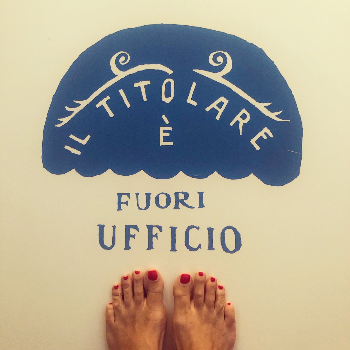 Ebbene sì! 💪🏼 IL TITOLARE É FUORI UFFICIO 👍🏽 e TUTTO va alla grande 🎉🎉 #LePalle decorano il tuo ufficio e la tua casa 🎉🎉