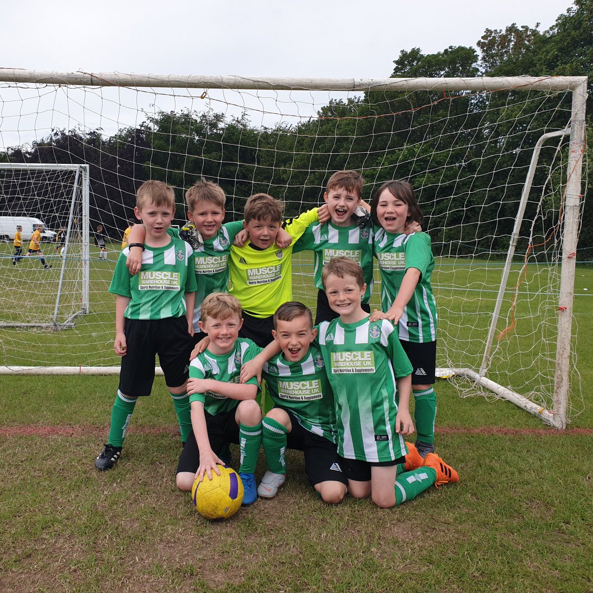 Big thanks to <a href="/MuscleWarehous6/">Muscle Warehouse UK</a> for the kids new kits... they were all made up them... much appreciated mate 👍