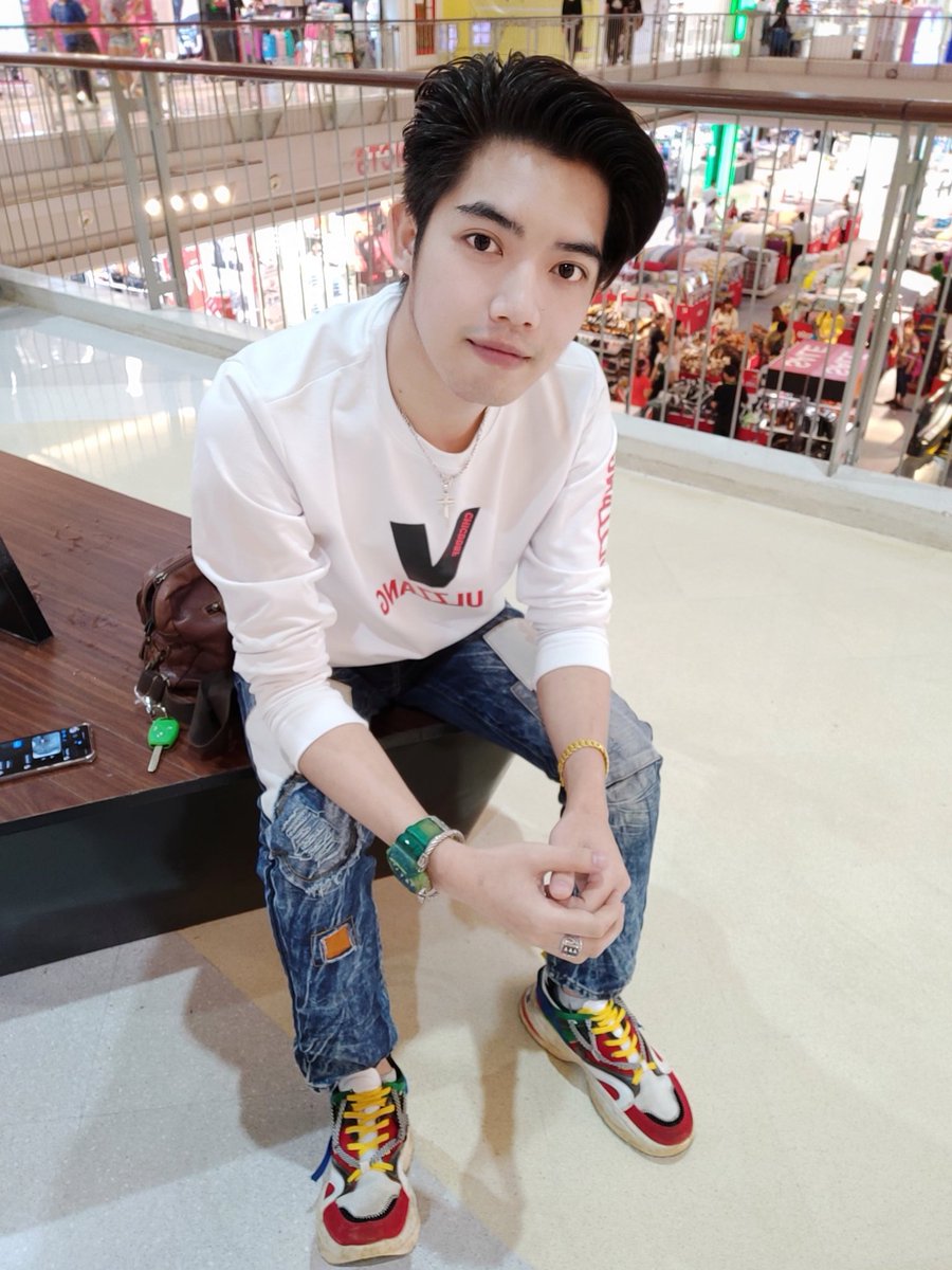 เด็กเชียงรายครับ tweet media