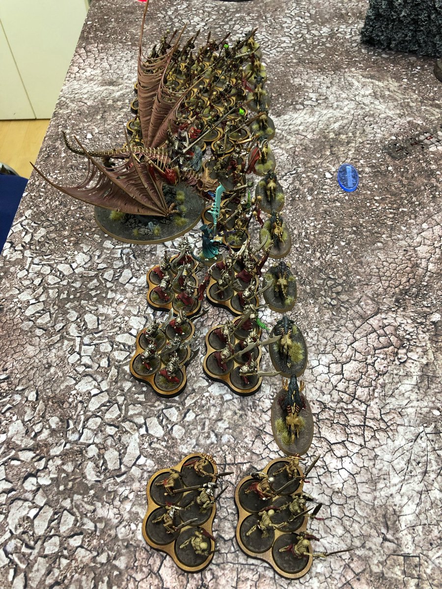 bringbackthor's tweet photo. Skellies waiting for the Seraphon teleport and charge😖 #skeletonhorde #ageofsigmardeath #seraphon #rsgt2019 #NoTAoS #vampirelordonzombiedragon #deathmarch #ageofsigmar #warhammer #paintingwarhammer #paintingminis #ウォーハンマーエイジオヴシグマー #ウォーハンマー #japan https://t.co/jExTKpcjY8