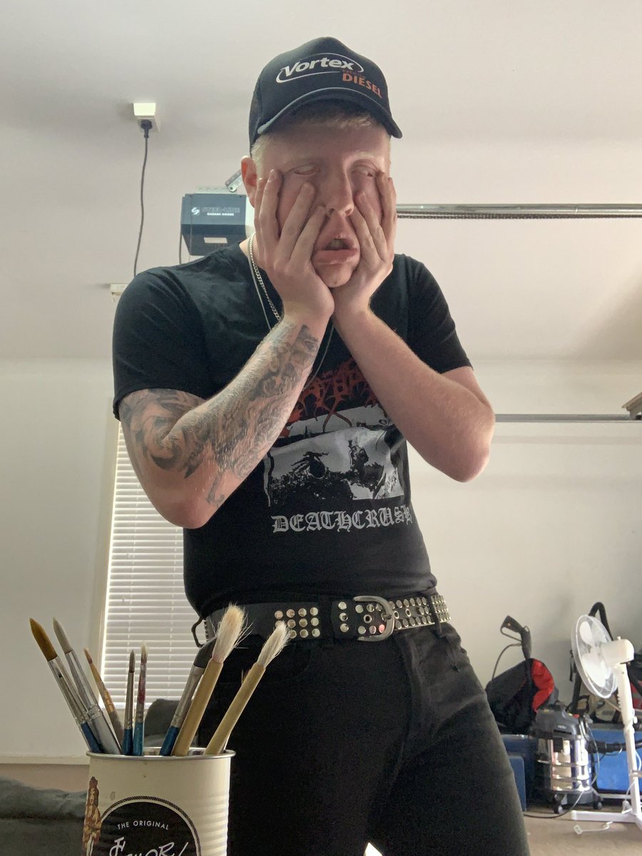 joshiemiller91's tweet image. Love buying an XL and getting a M instead. Ya boy is too damn poor to buy another so I’ll rock it anyway ✌️#tootight #mayhem #wrongsize #MetalHead