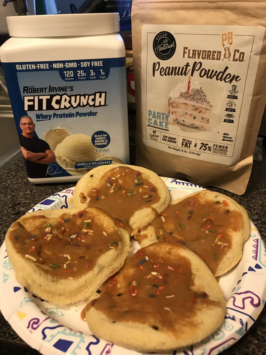 MikePucci's tweet image. Can I have these every morning!? #proteinpancakes #teamfitcrunch @FitCrunchBars