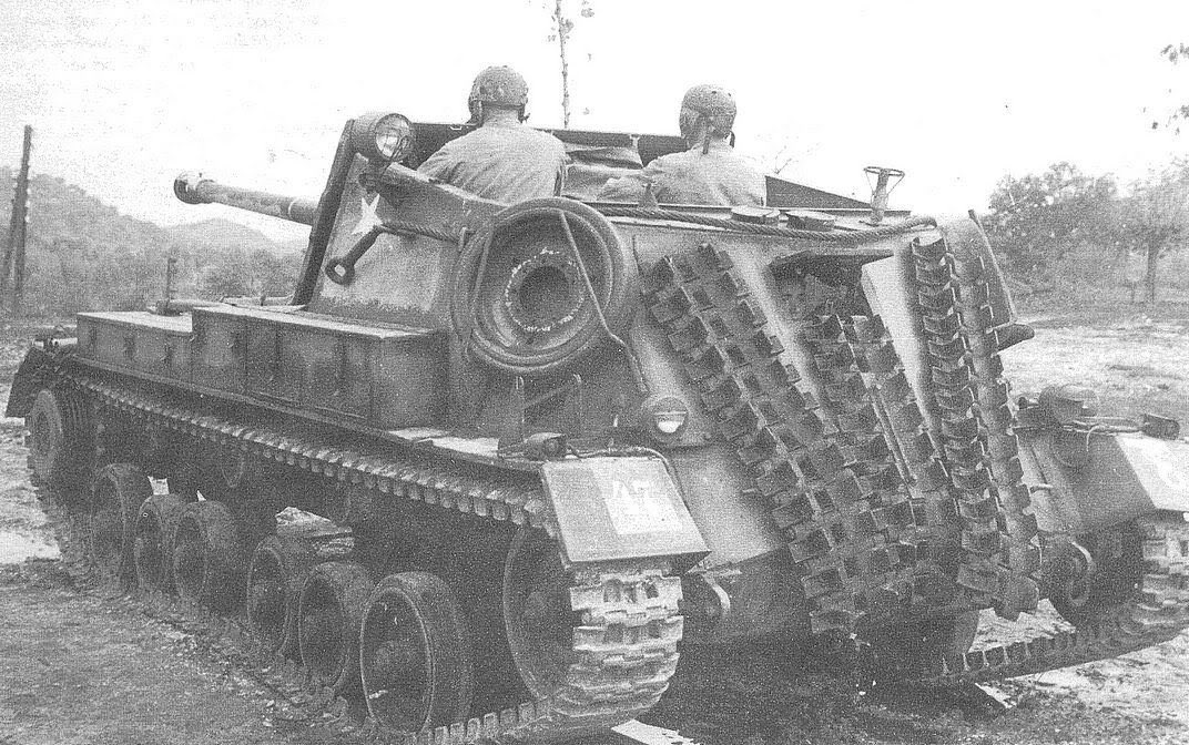 マイナー 3割程 兵器bot アーチャー 17ポンド対戦車砲に機動力を持たせるために開発された バレンタインの車体にオープントップの戦闘室を設け 砲は車体後方に向いている 第二次中東戦争でも使用され エジプト軍は戦果をあげている T Co マイナー 3割程 兵器bot アーチャー 17ポンド対戦車砲に機動力を持たせるために開発された バレンタインの車体にオープントップの戦闘室を設け 砲は車体後方に向いている 第二次中東戦争でも使用され エジプト軍は戦果をあげている T Co