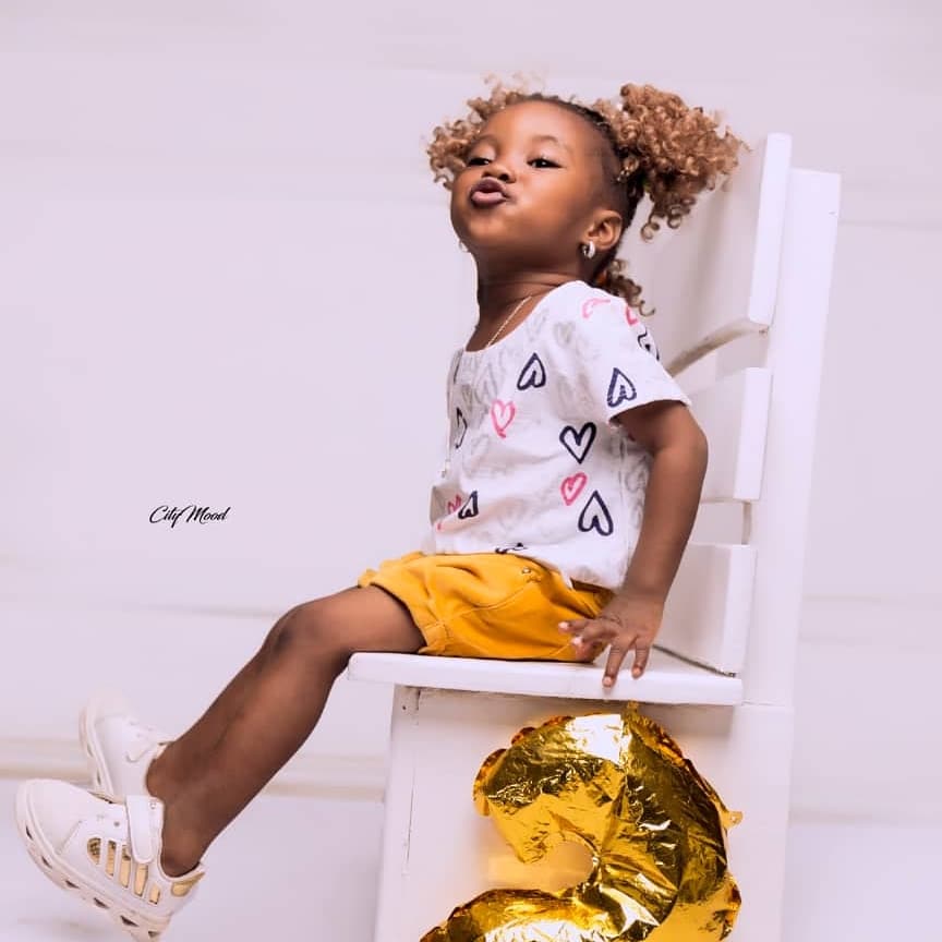 KidMonth's tweet photo. Happy birthday Princess Isabella Contestant Number 9.
Kidmonth and mybirthdaysplash celebrate you on this special day of your life. @suchidelly
#mybirthdaysplash #kidmonth #birthday #family #friends #supermon
#superdad #happiness #kidmodels #nickolodean #party #baby #love https://t.co/X28jkbffeO