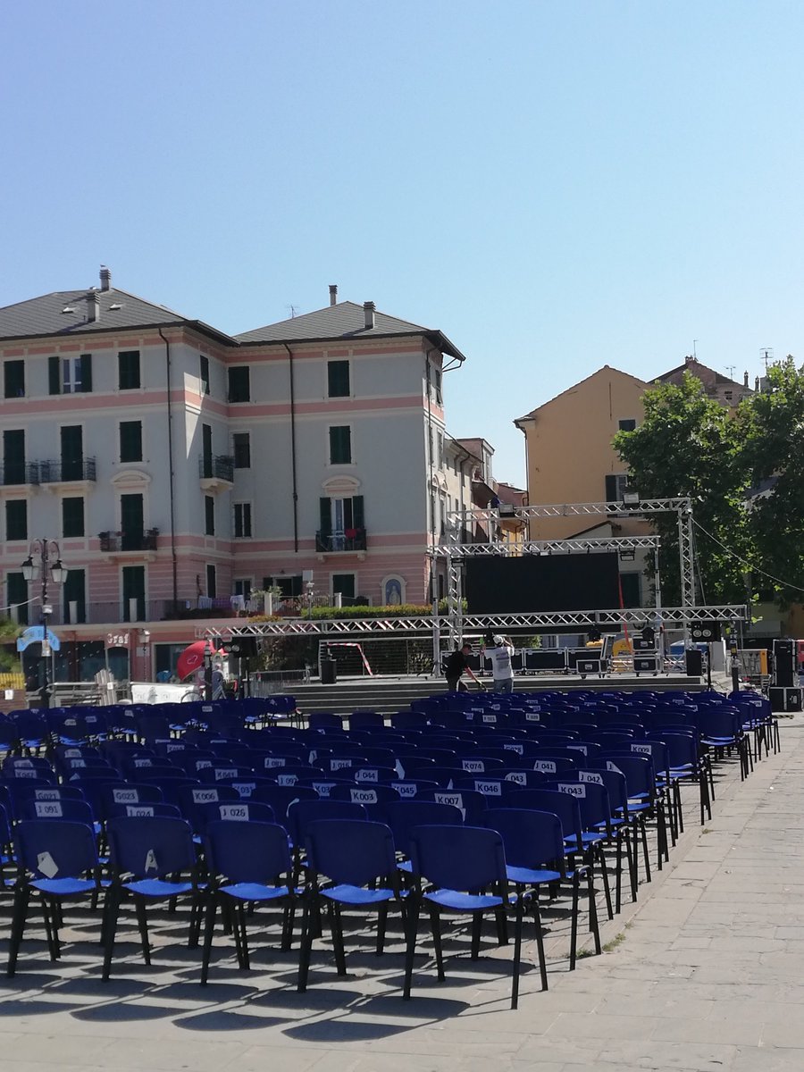 NeilSlade3's tweet image. Back from my #booklaunch in #Alassio as part of the end of academic year schools' celebrations. Hugely enjoyable and a massive thank you to all involved. Yes, I made my speech in Italian! @BookPotato3 #teenfiction #WritingCommunity #spies #indieauthors #amwriting #SecretService
