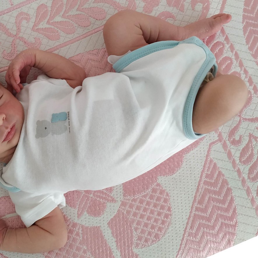 stamatiad_st's tweet photo. Impromptu nap. I wish I could sleep like that. #dad #crazybabe https://t.co/I0UjES0nVy