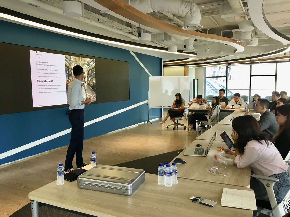 TalanSoft's tweet photo. Thank you @Accenture for inviting us, it was fun to talk about #AR with you! https://t.co/tg7fuuQCzT