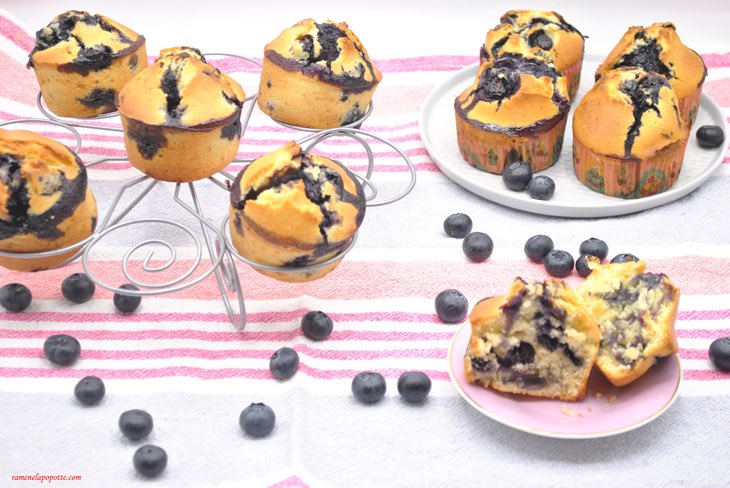 RameneLaPopotte's tweet photo. Voici des #muffins aux #myrtilles.
J'adore la saison estivale pour ses #fruits rouges 😋
Bon début de semaine 😊
https://t.co/eidVeX5PGG
#homemade #faitmaison #desaison #mangerdesaison #blueberrie #arandanos #sain #healthy #lesfrrebelles https://t.co/5kE5VwbTfp