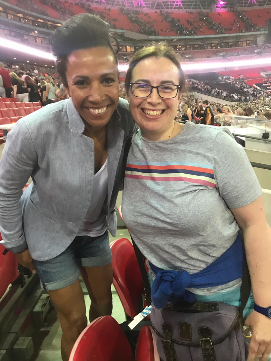 RosieAnderson10's tweet photo. What a weekend! Fantastic day at the @eis2win #Skills4Performance workshop, especially the Performance Lifestyle session with @Jo_Harry15 & Jane Holden. Learnt so much and inspired to learn more and work as a PL advisor. Then I met @damekellyholmes at the @Pink concert. Epic! https://t.co/uEt3uPGtyE