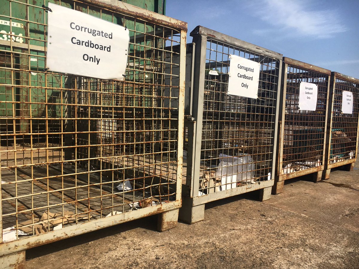 OryxUpcycle's tweet photo. - our daily recycling routine ♻️ processing our community OCC cardboard drop off facility - #OryxUpcycle @oryxoffi #UpcycleDirect https://t.co/zw4HmDE51v