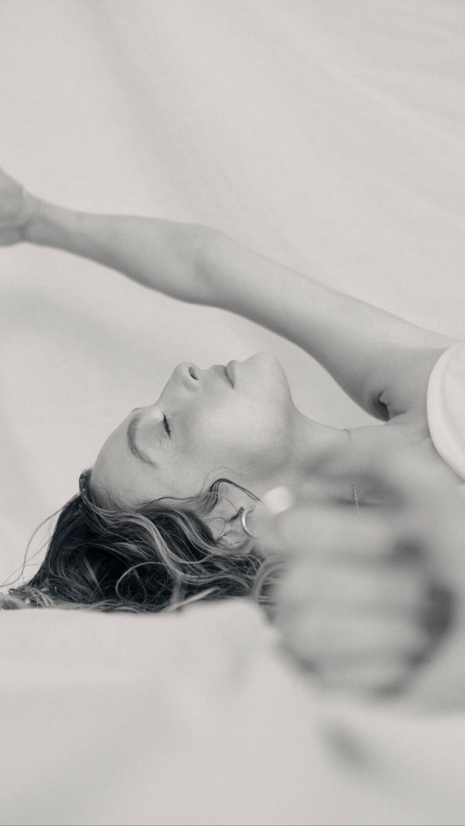 Zara (@pristinecenturi) on Twitter photo 