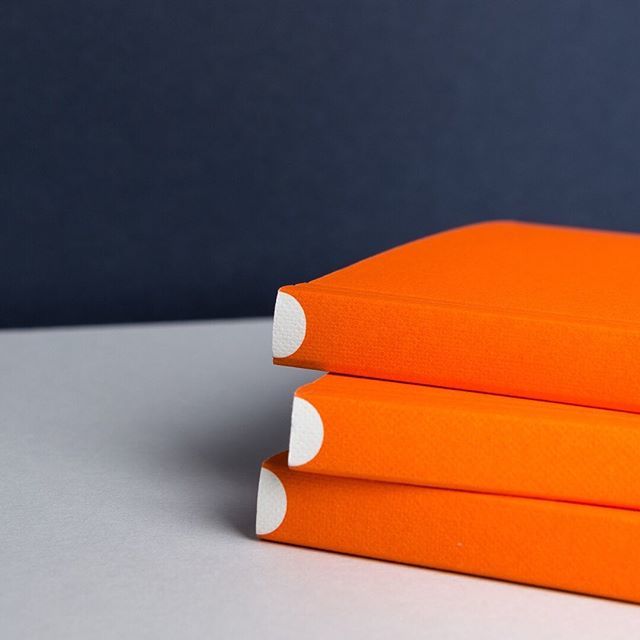 ola_studio's tweet photo. Happy July! We’re very excited about the start of a new month here in the studio and are busy finalising lots of new launches for September. For now they’re top secret, so in the meantime here’s the very satisfying spine detail found on our Everyday Obje… https://t.co/bSJ0GFmGqG https://t.co/CIgshHFerH