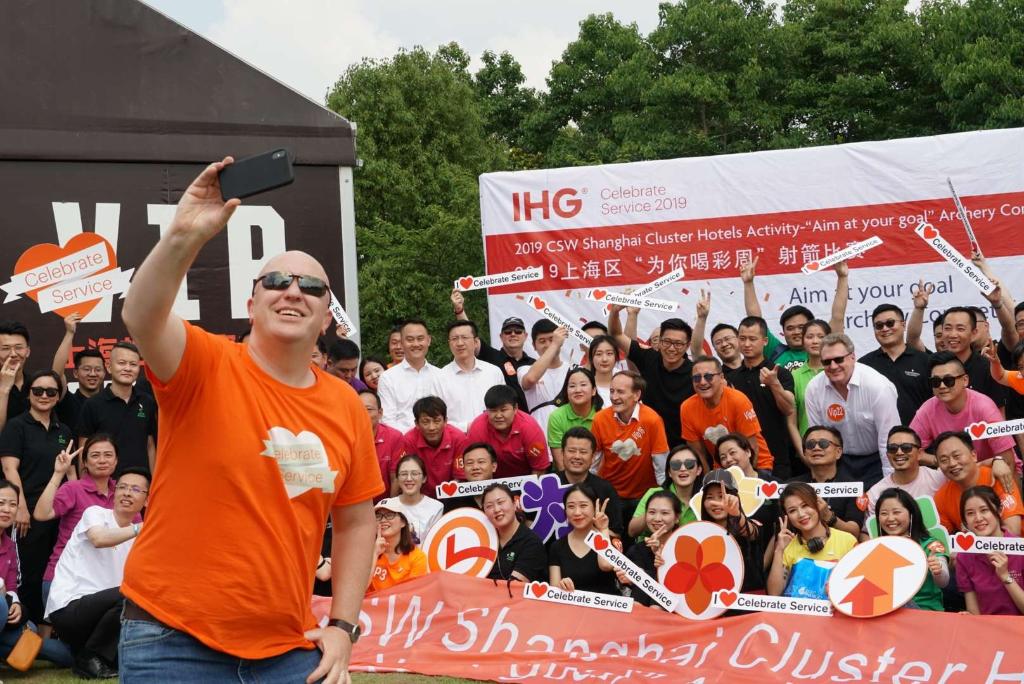 IHGCorporate's tweet photo. In more than 100 countries around the world, our teams have been marking our 10th annual #IHGCelebrateService Week– a week dedicated to saying thank you for all they do to deliver #truehospitality https://t.co/INqoJrxqF3