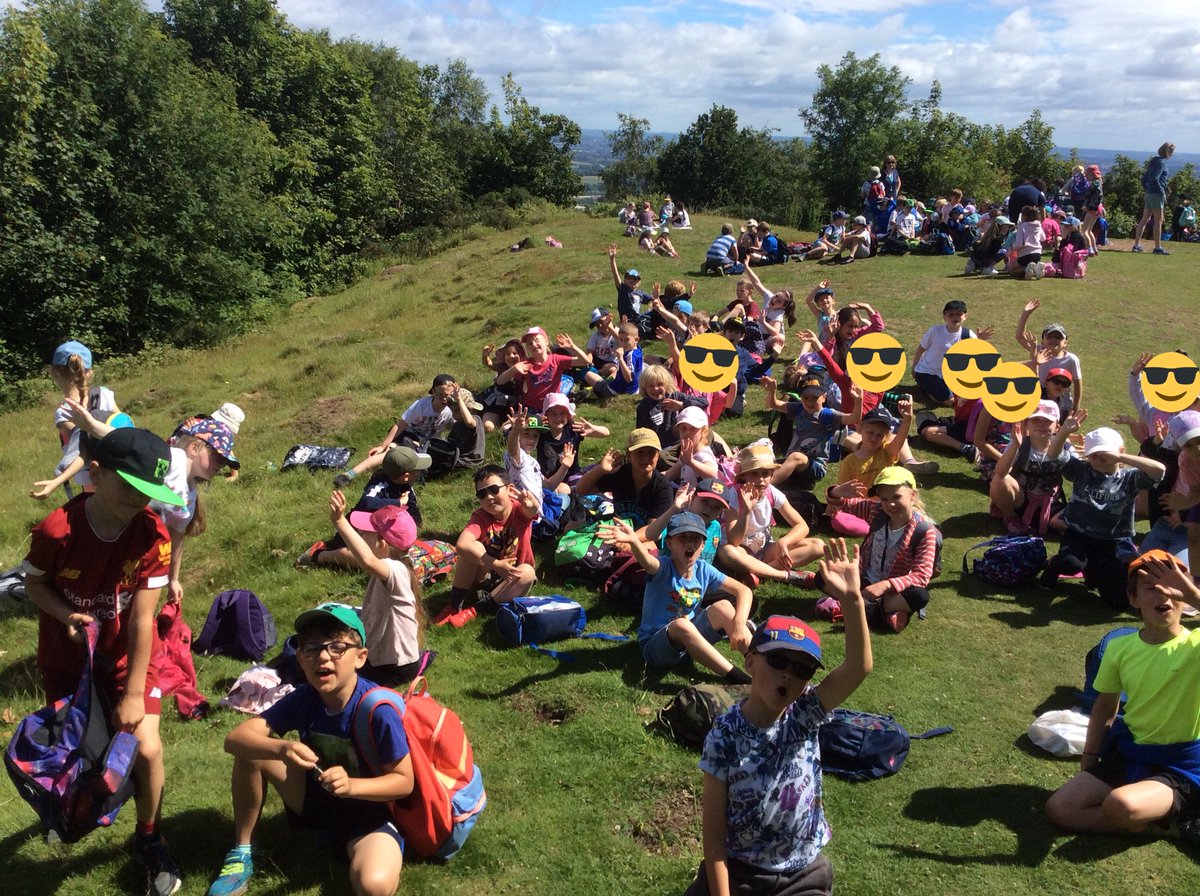 What a lovely Hills’ Walk today. The children did brilliantly with the adults really appreciating how patient and well behaved they were. Thanks to Mrs Russell for organising it.