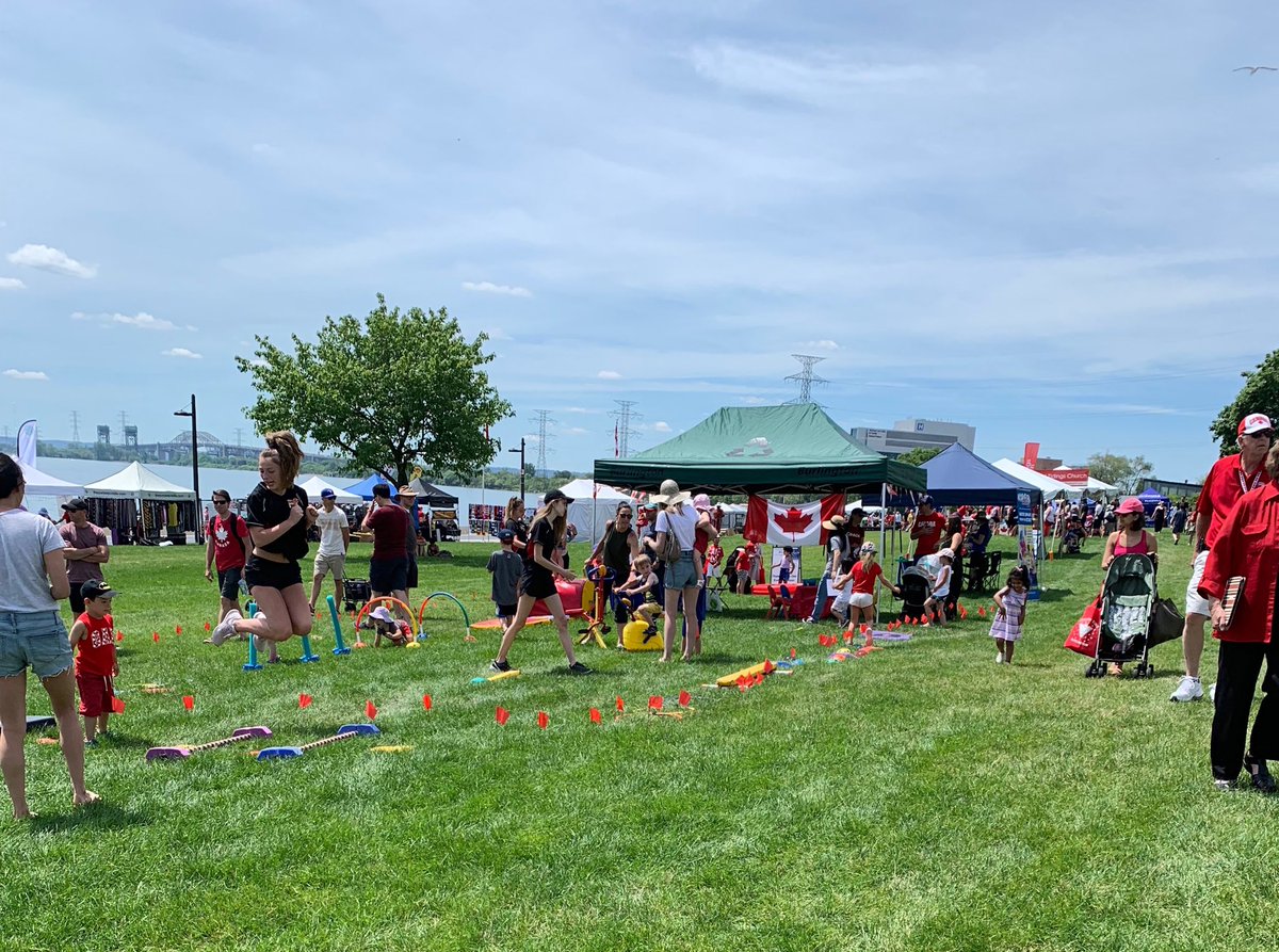FunkeyKidsHam's tweet image. Come down to Spencer Smith Park to try our obstacle course at Canada Day! #CanadaDay #Funkeykids #funforkids #CanadaProud