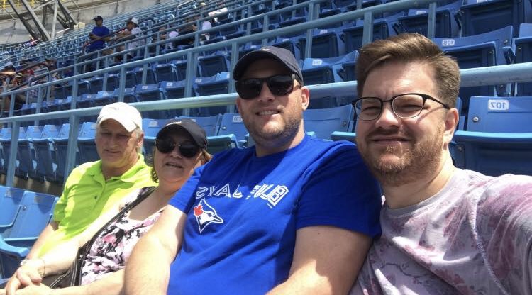 thype73's tweet photo. #LetsGoBlueJays https://t.co/fJtkW6HnQi