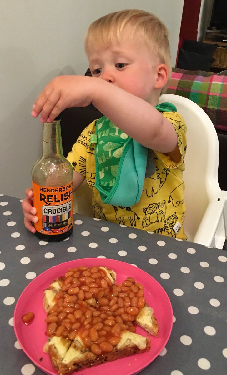 Meatballs2's tweet photo. Charlie is very clear - it isn't cheese and beans on toast unless it has ⁦@HendoRelish⁩ on it. #broughtupproper https://t.co/m4K92ZWWmq