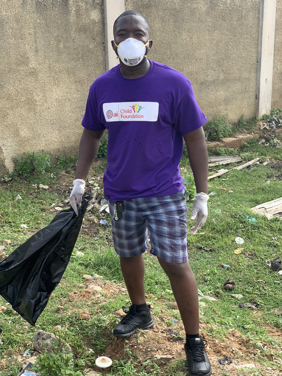 afful_amy's tweet photo. Thumbs up Directors of @GroupOai for this great initiative. 

We enhancing lives &amp; making great solutions !!!!
#savetheenvironment #oaigrouplivesforever #OaiChildFoundation #oaigroup https://t.co/tiR8g2JxKI