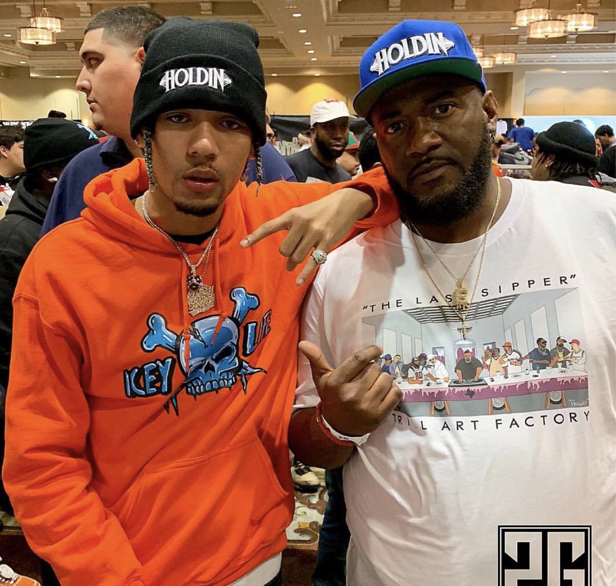 2GHeadwear's tweet photo. @DiceSoHo &amp; @esgworld <HOLDIN> 🔥🔥🔥 #2GHeadwear 🤘 https://t.co/JC5etne1kT