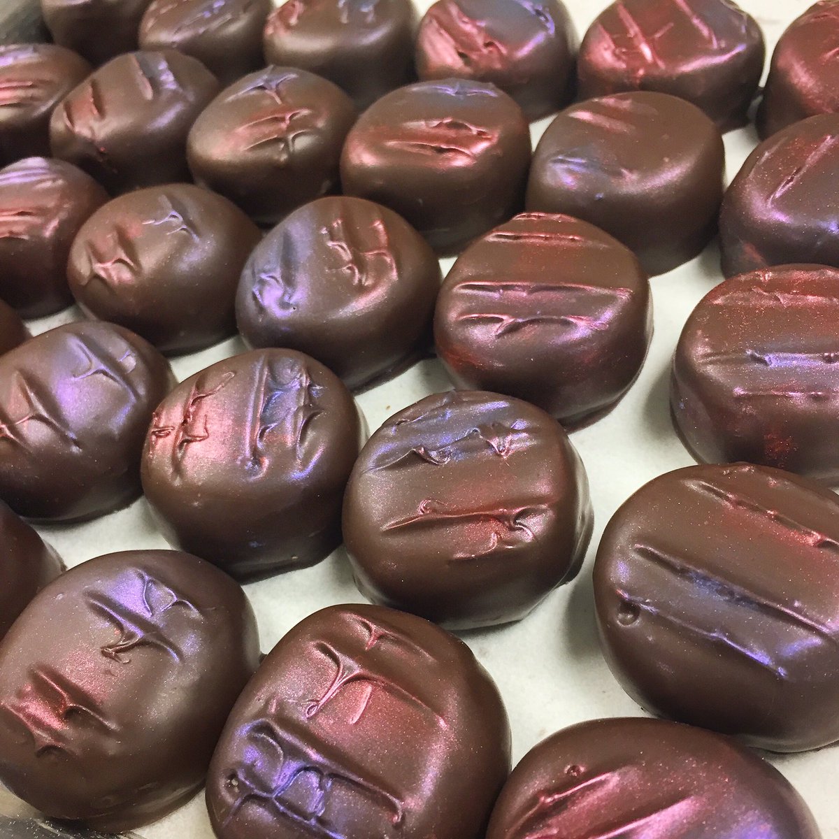 GoodiesTexas's tweet photo. Just made some Fire &amp; Ice!  It’s our Jalapeño Peppermint Patty! #jalapeño #peppermint #peppermintpatty #spicy #downtownmckinney #mckinneytx #dallas #dfw #texas #chocolateria #chocolatier #artisanchocolate #confectionery https://t.co/pwgZBvapaH