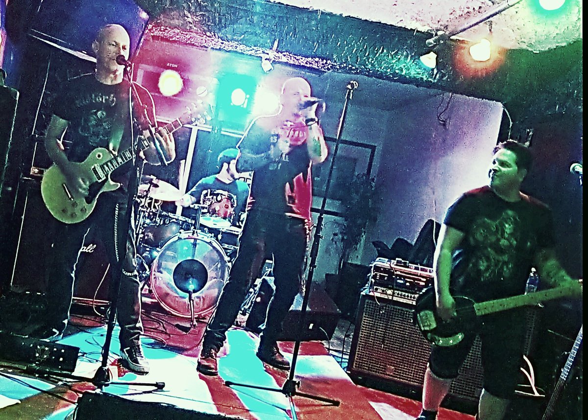 Valyear's tweet photo. Rock & Roll was never a phase. It is our way of life.
#valyear #rockandroll #metal #music #live #toronto #canada #sgmmusicproductions #jaybirddigitalarts #supportoriginalmusic #supportindependentmusic #tail https://t.co/n6mrbptre2