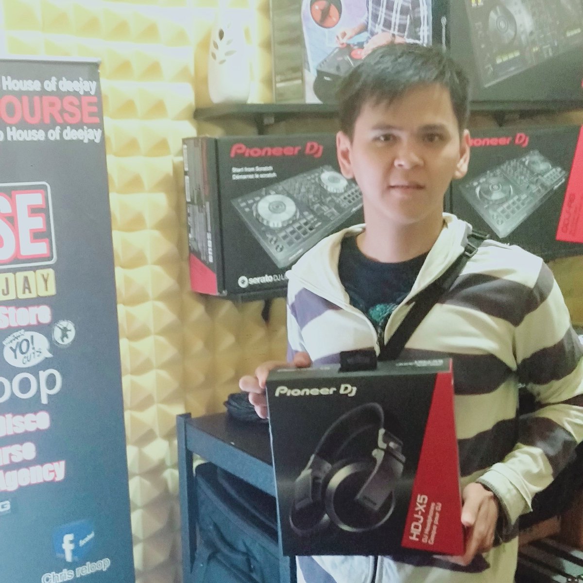 SinreloopD's tweet photo. Tha ke DJ.Wendi 36 to order Pioneer HDJX5 
#houseofdeejay #houseofdeejaygoldfinchresto #reloopdjcommunity #reloopdjmanagement #tokoalatdjjakarta https://t.co/qCrYiGDzSS