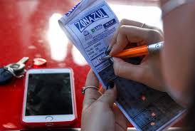 Zona Azul Digital entra em vigor no Recife. A partir de hoje, os usuários que fizeram o download do aplicativo já podem comprar os créditos que serão utilizados para ativar a Zona Azul digitalmente bit.ly/2J1L0PK